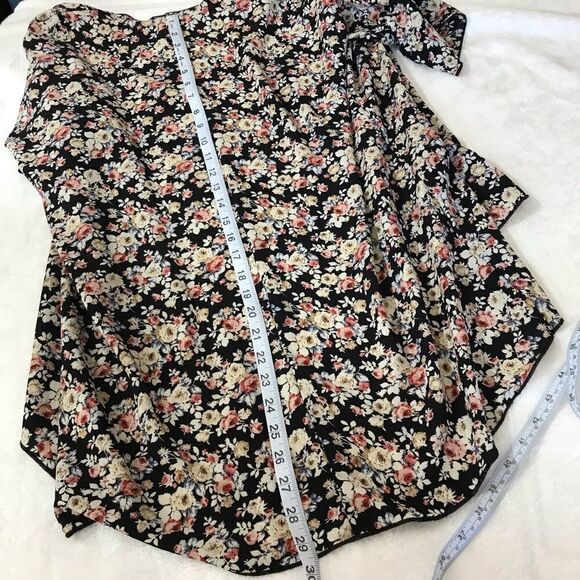 LuLaRoe floral kimono size 3 - Picture 7 of 7